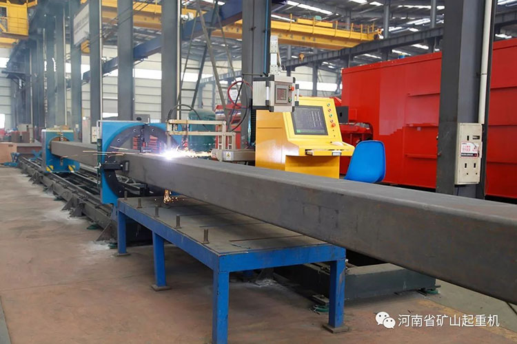 Europe crane end beam robot welding workstation