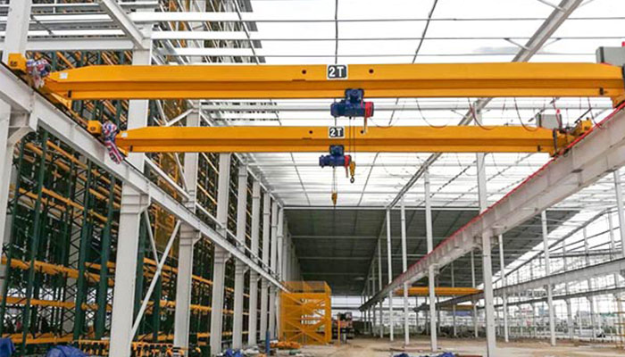 Precautions for operation of single beam overhead crane